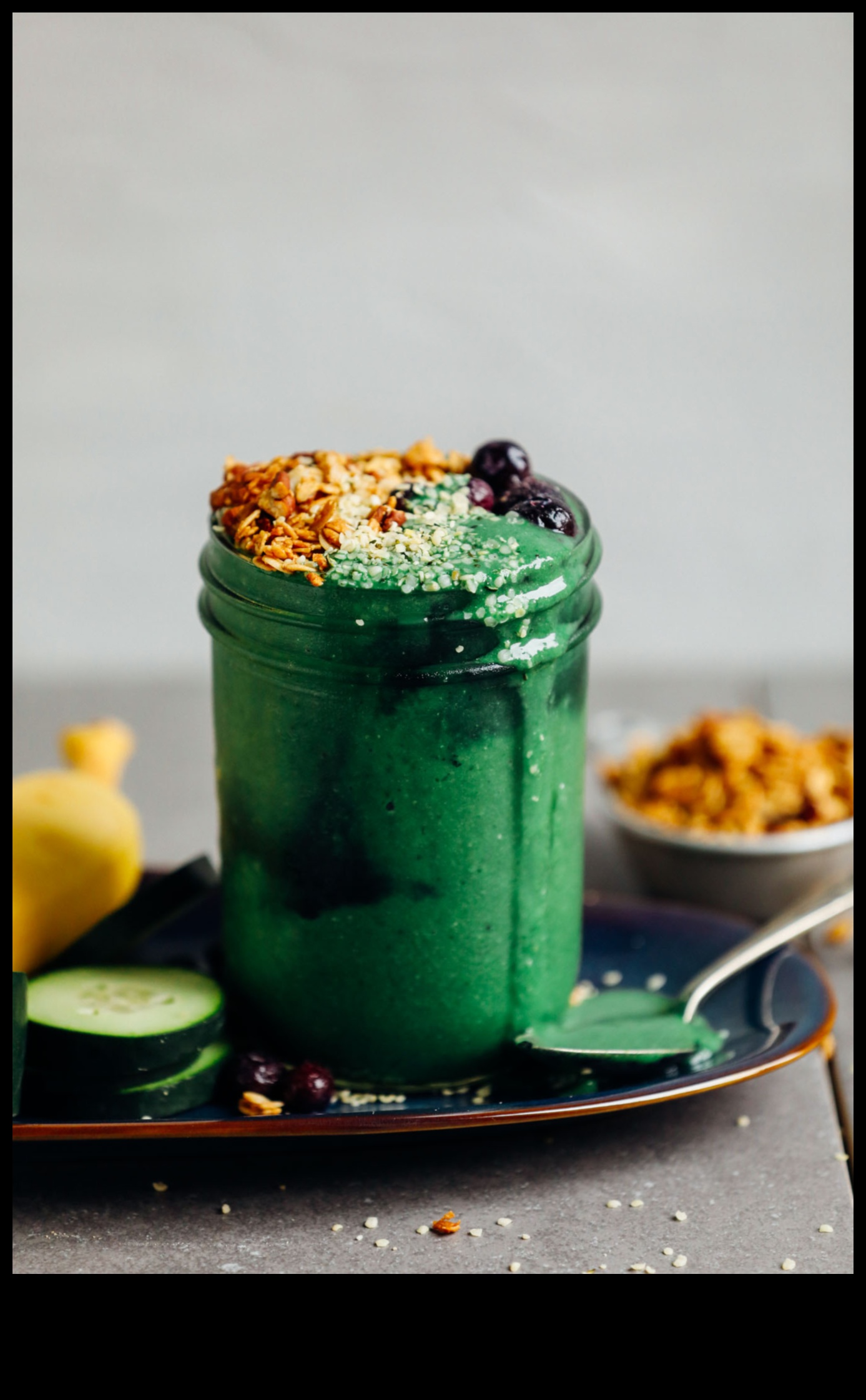 Spirulina Sürprizi: Süper Gıdayı Yeşil Smoothielerinize Dahil Edin